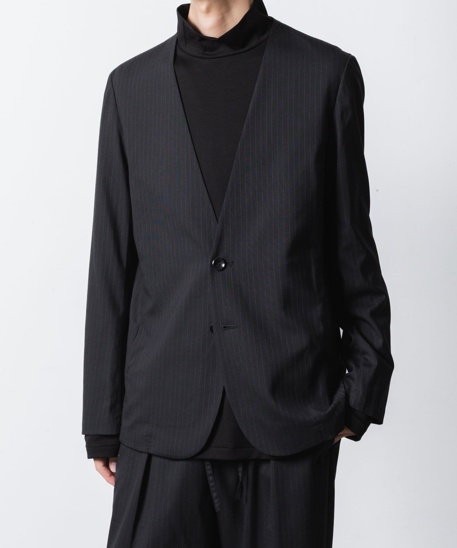 ATTACHMENT アタッチメントのT/W/SI STRETCH GABARDINE COLLARLESS JKT - S.BLACKの公式通販サイトsession福岡セレクトショップ