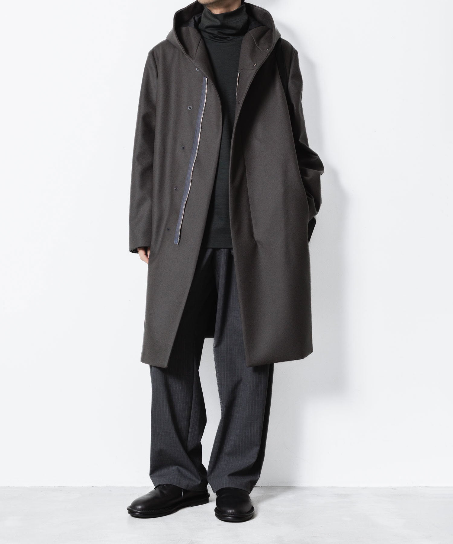 ATTACHMENT / EXCLUSIVE ITEMアタッチメントの2/90 SUPER120S MALTON ZIPUP HOODED COAT - D.GRAYの公式通販サイトsession福岡セレクトショップ