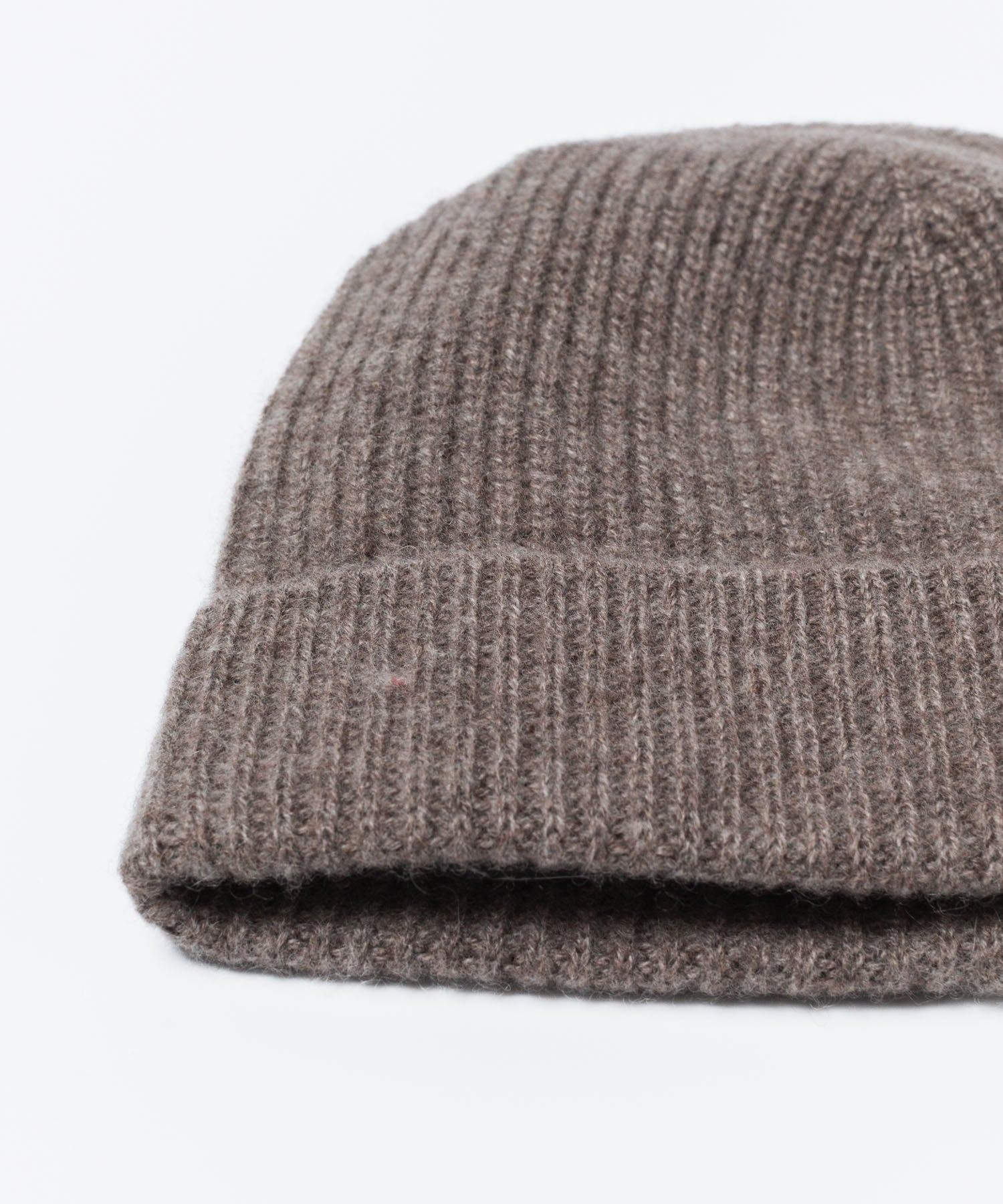 ATTACHMENT アタッチメントのCASHMERE　KNIT BEANIE - CAMELの公式通販サイトsession福岡セレクトショップ