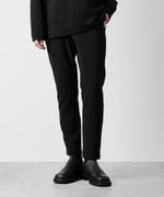 画像をギャラリービューアに読み込む, ATTACHMENT アタッチメントのPE STRETCH DOUBLE CLOTH NARROW TROUSERS - BLACK 公式通販サイトsession福岡セレクトショップ
