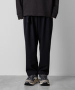 画像をギャラリービューアに読み込む, ATTACHMENT アタッチメントのPE STRETCH DOUBLE CLOTH BELTED TAPERED FIT TROUSERS - NAVY 公式通販サイトsession福岡セレクトショップ
