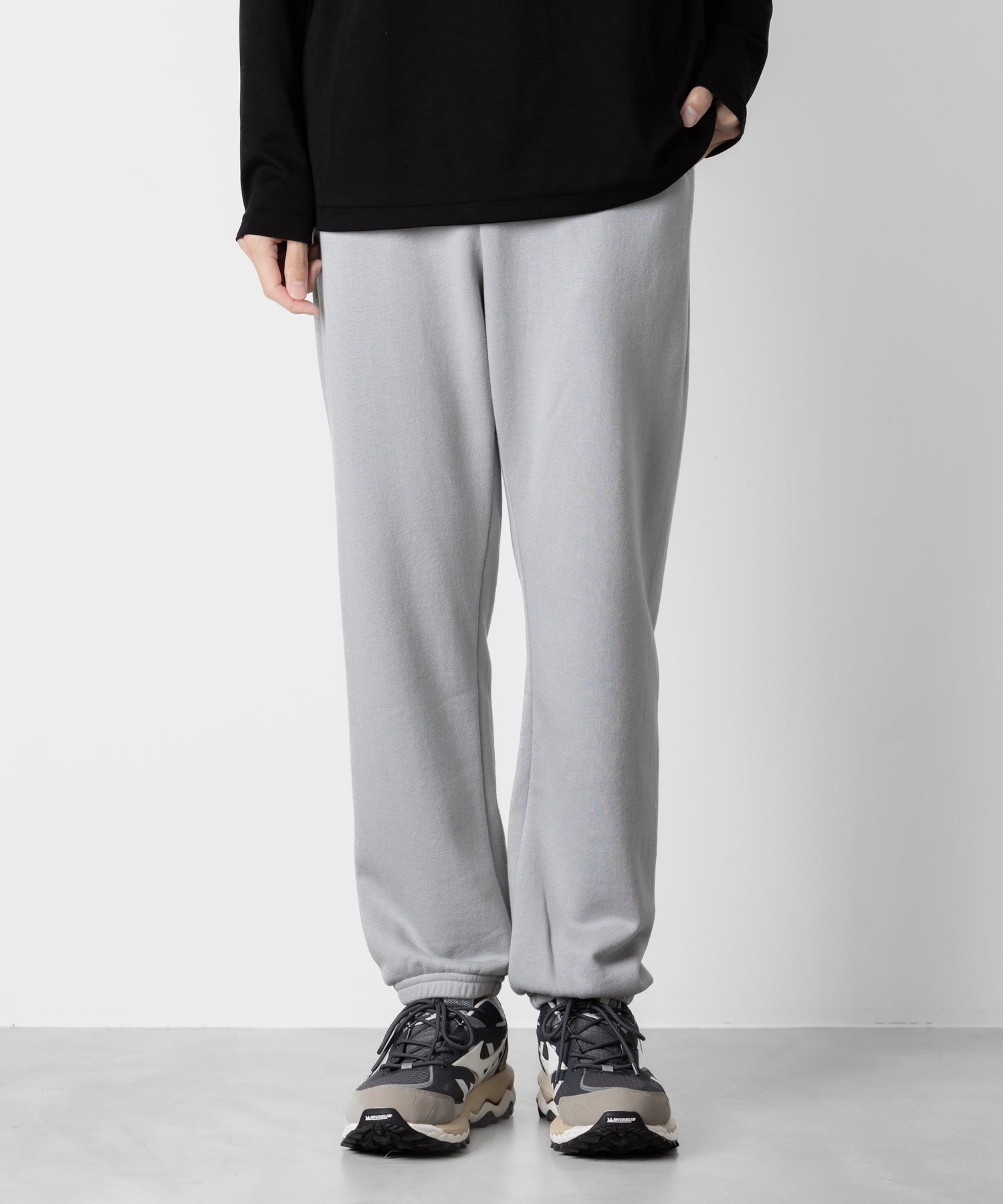 ATTACHMENT アタッチメントのSOFT CLASSIC TERRY SWEAT PANTS - L.BLUEの公式通販サイトsession福岡セレクトショップ