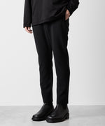 画像をギャラリービューアに読み込む, ATTACHMENT アタッチメントのPE STRETCH DOUBLE CLOTH NARROW TROUSERS - BLACK 公式通販サイトsession福岡セレクトショップ
