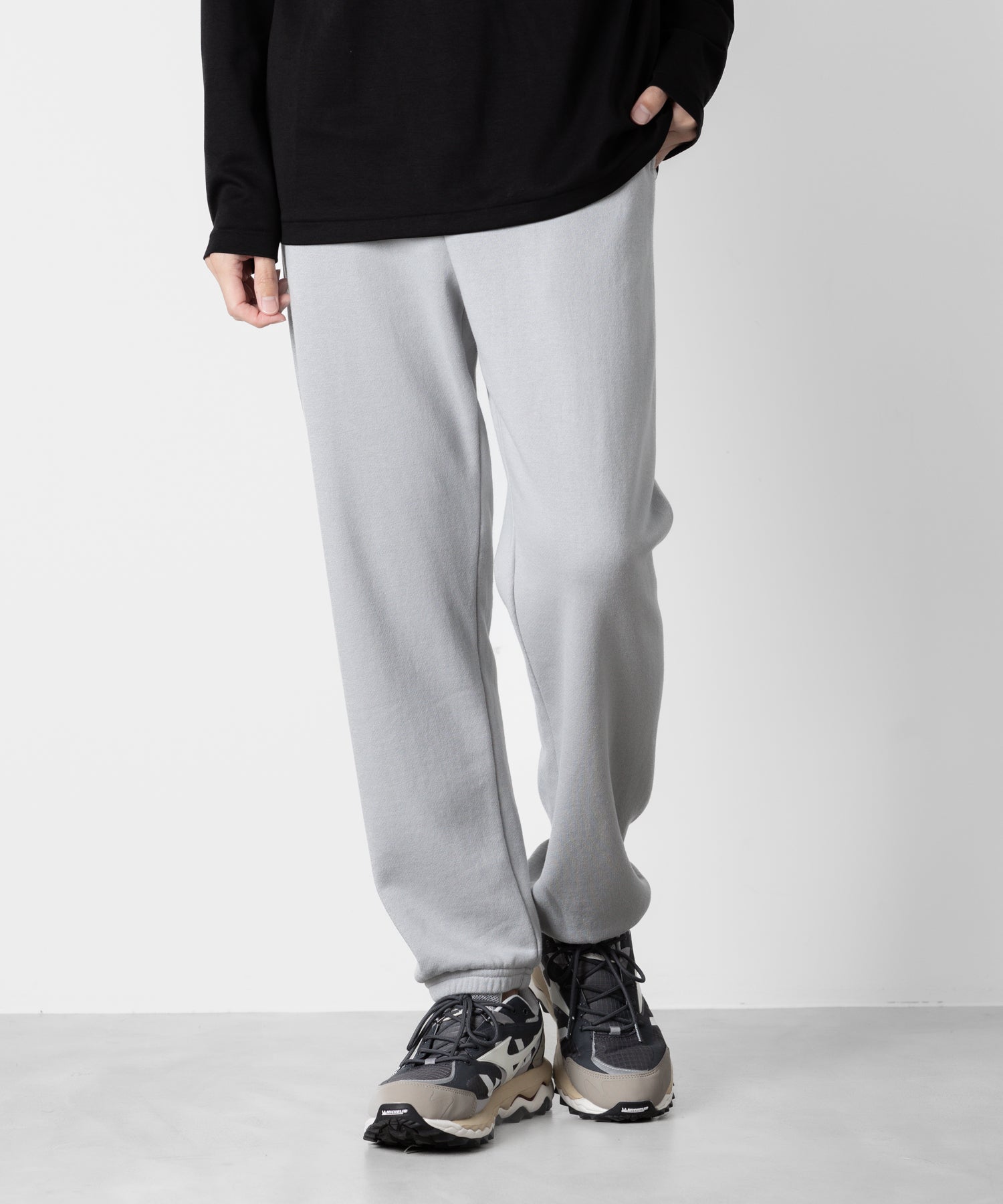 ATTACHMENT アタッチメントのSOFT CLASSIC TERRY SWEAT PANTS - L.BLUEの公式通販サイトsession福岡セレクトショップ