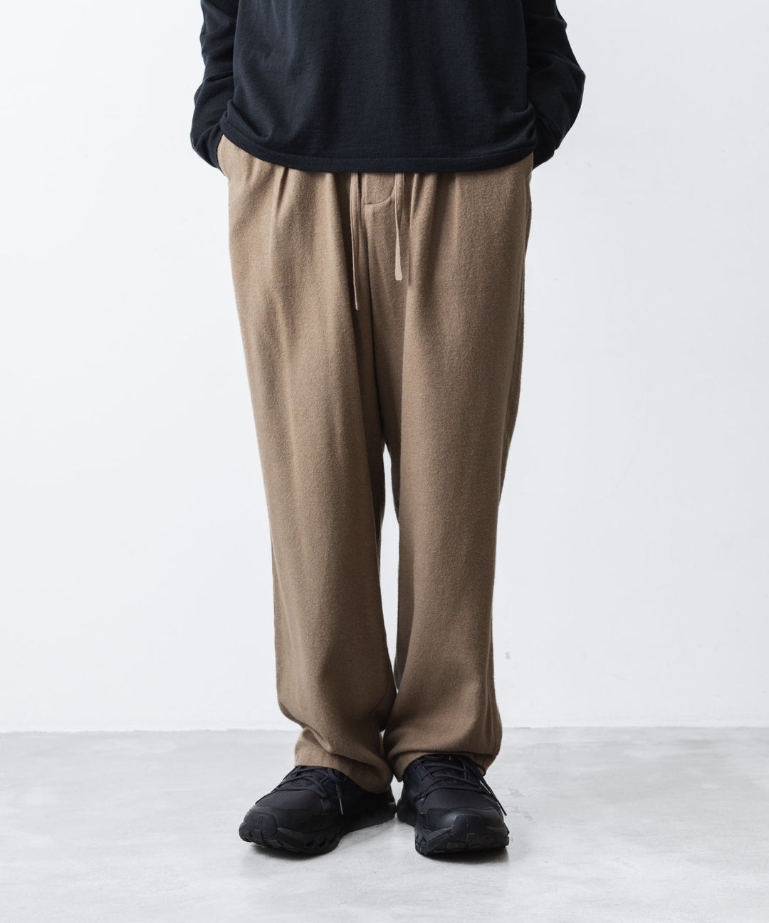 ATTACHMENT アタッチメントのRY/CO/SI FLANNEL 1TUCK EASY TROUSERS - CAMELの公式通販サイトsession福岡セレクトショップ