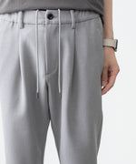 画像をギャラリービューアに読み込む, ATTACHMENT アタッチメントのPE STRETCH DOUBLE CLOTH REGULAR FIT EASY TROUSERS - L.GRAYの公式通販サイトsession福岡セレクトショップ
