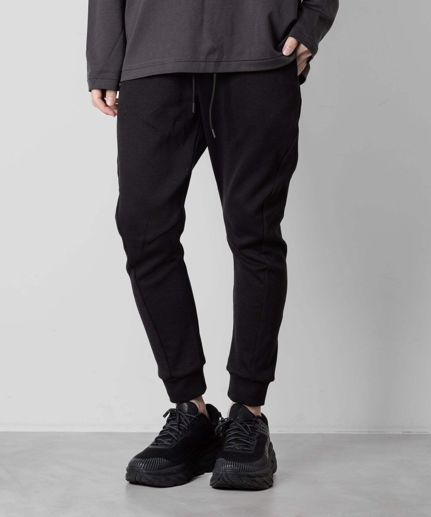 【ATTACHMENT】ATTACHMENT アタッチメントのCO/PE DOUBLE KNIT THREE DIMENSIONAL WIDE PANTS - BLACK 公式通販サイトsession福岡セレクトショップ