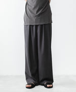 画像をギャラリービューアに読み込む, ATTACHMENT アタッチメントのWO/TA STRETCH TRO 1TUCK WIDE TROUSERS - D.GRAYの公式通販サイトsession福岡セレクトショップ
