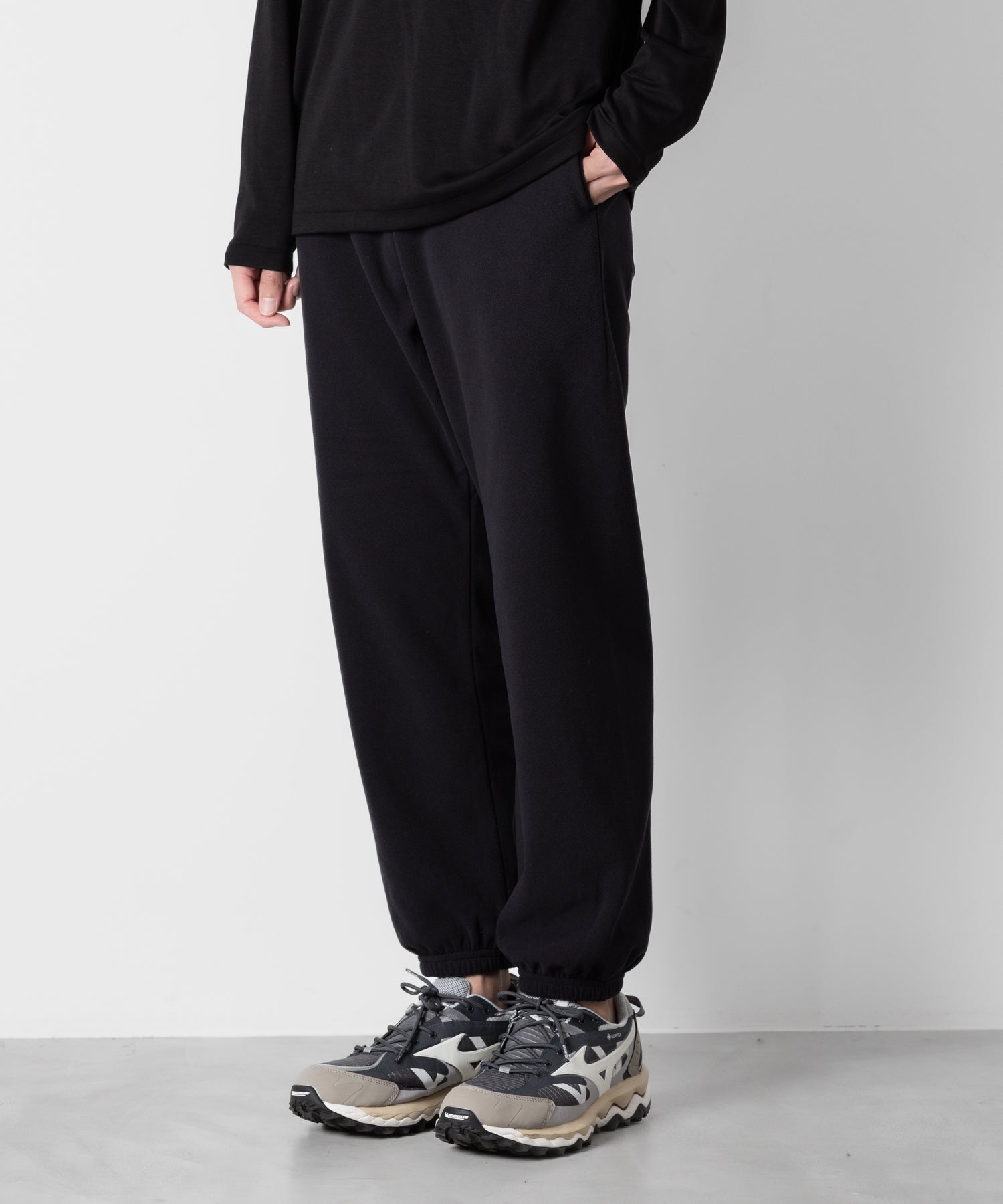 ATTACHMENT アタッチメントのPOLARTEC FLEECE TRAINING TROUSERS - BLACK 公式通販サイトsession福岡セレクトショップ