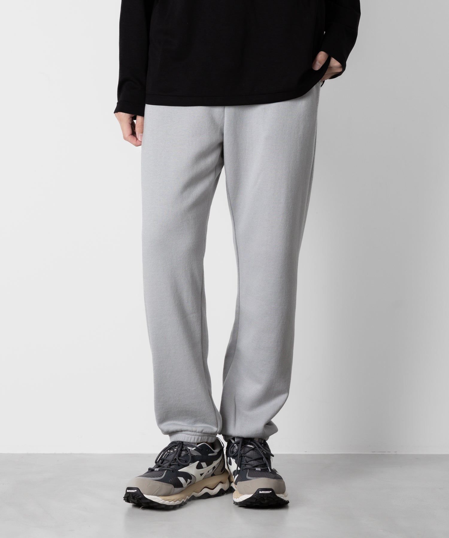 ATTACHMENT アタッチメントのSOFT CLASSIC TERRY SWEAT PANTS - L.BLUEの公式通販サイトsession福岡セレクトショップ