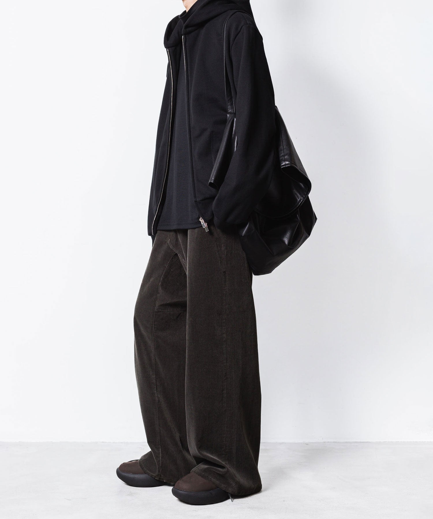 VEIN ヴェインのFINX CO CORDUROY RESIZE TROUSERS - D.GRAYの公式通販サイトsession福岡セレクトショップ