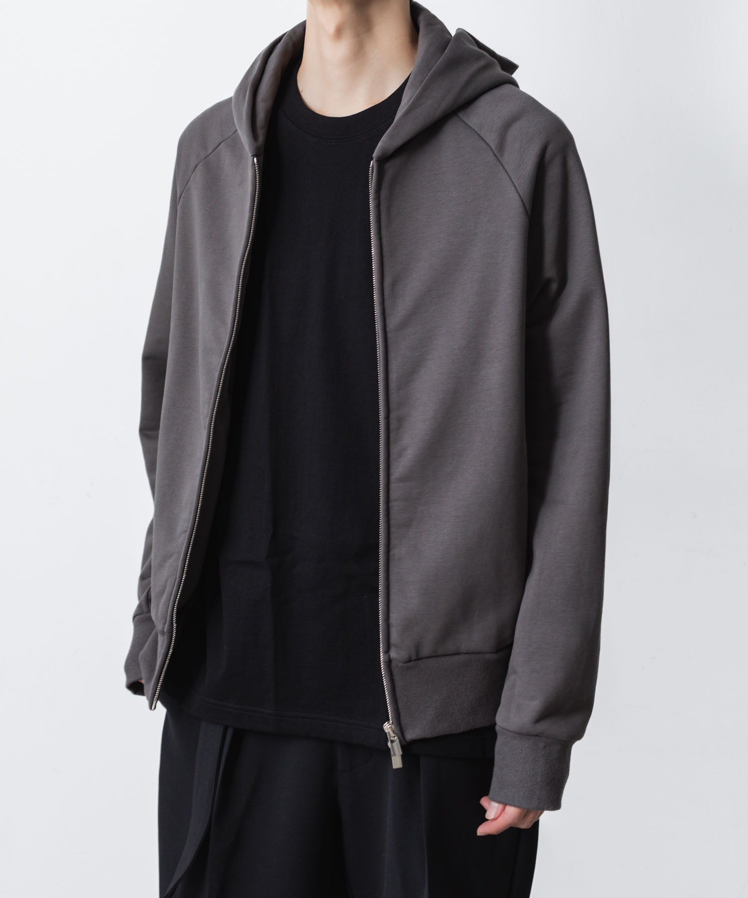 ATTACHMENT / EXCLUSIVE ITEMアタッチメントのCO STRECH TERRY ZIP UP HOODIE - D.GRAYの公式通販サイトsession福岡セレクトショップ