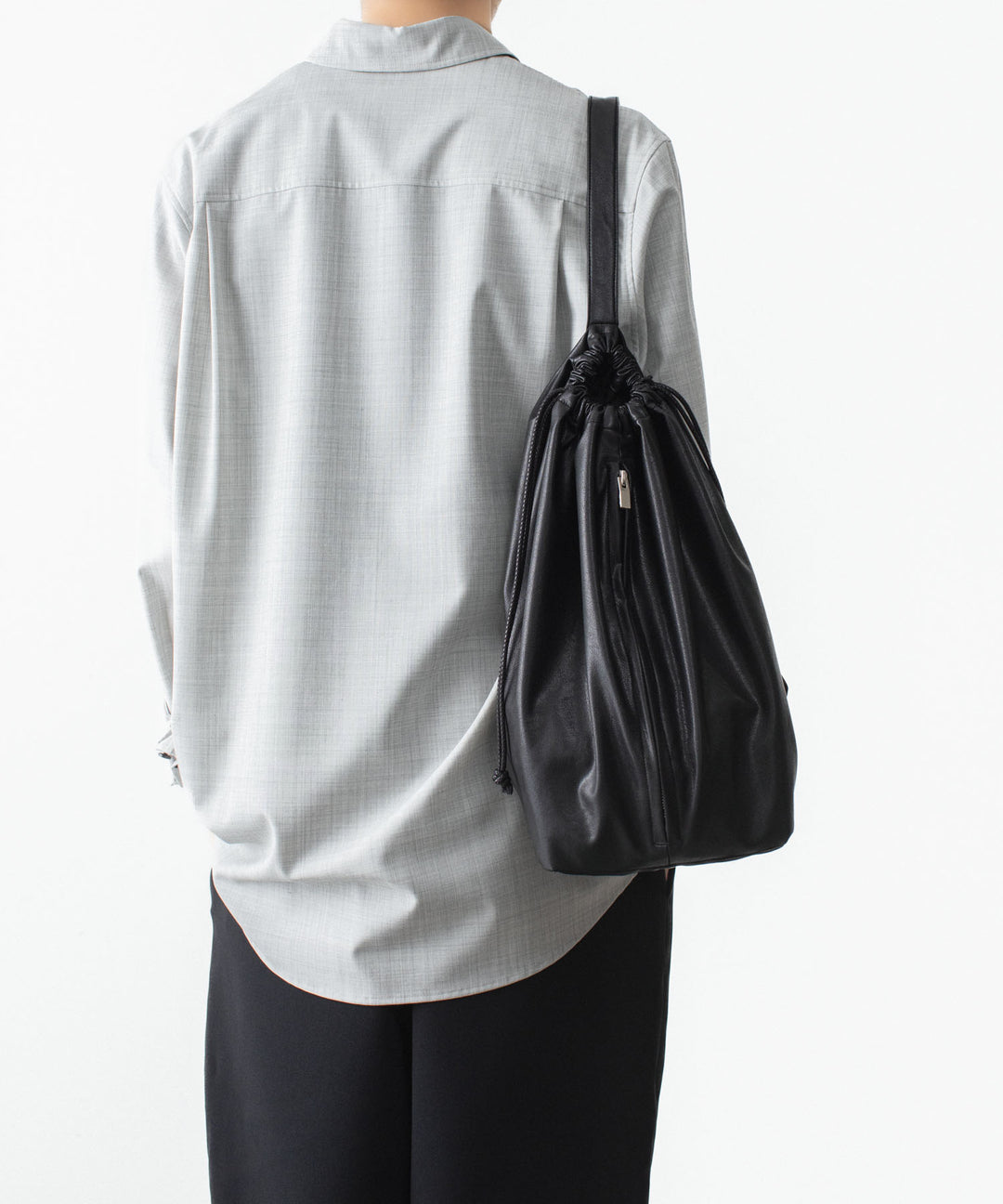 ATTACHMENT アタッチメントのSYNTHETIC LEATHER BUCKET BAG - BLACKの公式通販サイトsession福岡セレクトショップ