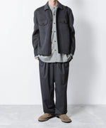 画像をギャラリービューアに読み込む, ATTACHMENT アタッチメントのPE/RY STRETCH TROPICAL STRAP SLEEVE L/S SHIRT - X.GREENの公式通販サイトsession福岡セレクトショップ
