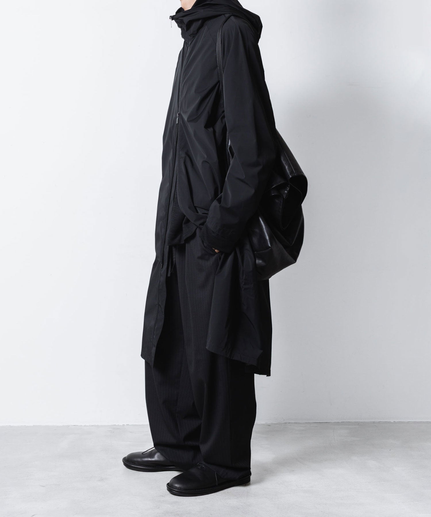 ATTACHMENT アタッチメントのNY 2LAYER STRETCH LIGHT HOODED COAT - BLACKの公式通販サイトsession福岡セレクトショップ