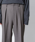 画像をギャラリービューアに読み込む, VEIN ヴェインのPE KERSEY 1TUCK TROUSERS - GRAYの公式通販サイトsession福岡セレクトショップ
