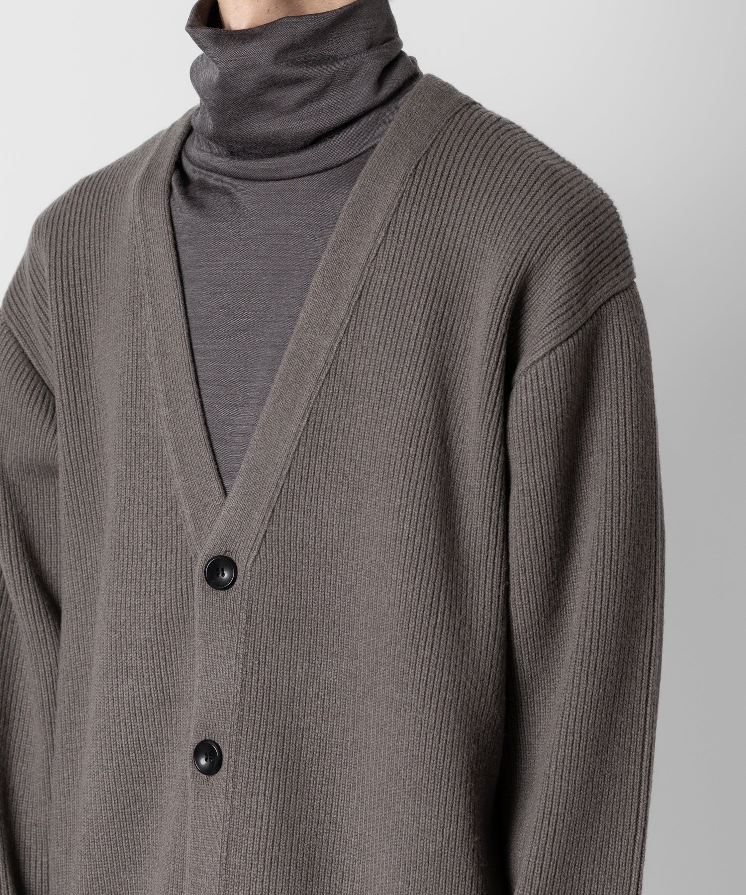 ATTACHMENT アタッチメントのBRITISH WO KNIT CARDIGAN - KHAKI GRAY 公式通販サイトsession福岡セレクトショップ