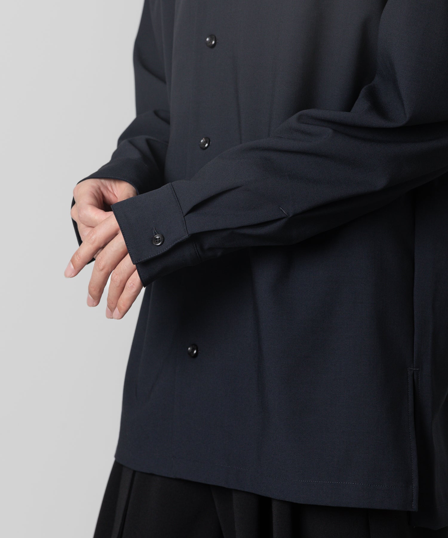 ATTACHMENT アタッチメントのPE/RY STRETCH TROPICAL OVERSIZED OPENCOLLAR L/S SHIRT - NAVY 公式通販サイトsession福岡セレクトショップ