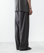 画像をギャラリービューアに読み込む, ATTACHMENT アタッチメントのWO/TA STRETCH TRO 1TUCK WIDE TROUSERS - D.GRAYの公式通販サイトsession福岡セレクトショップ
