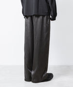 画像をギャラリービューアに読み込む, VEIN ヴェインのRY PIGMENT PRINT SATIN EASY WIDE TROUSERS - BLACKの公式通販サイトsession福岡セレクトショップ
