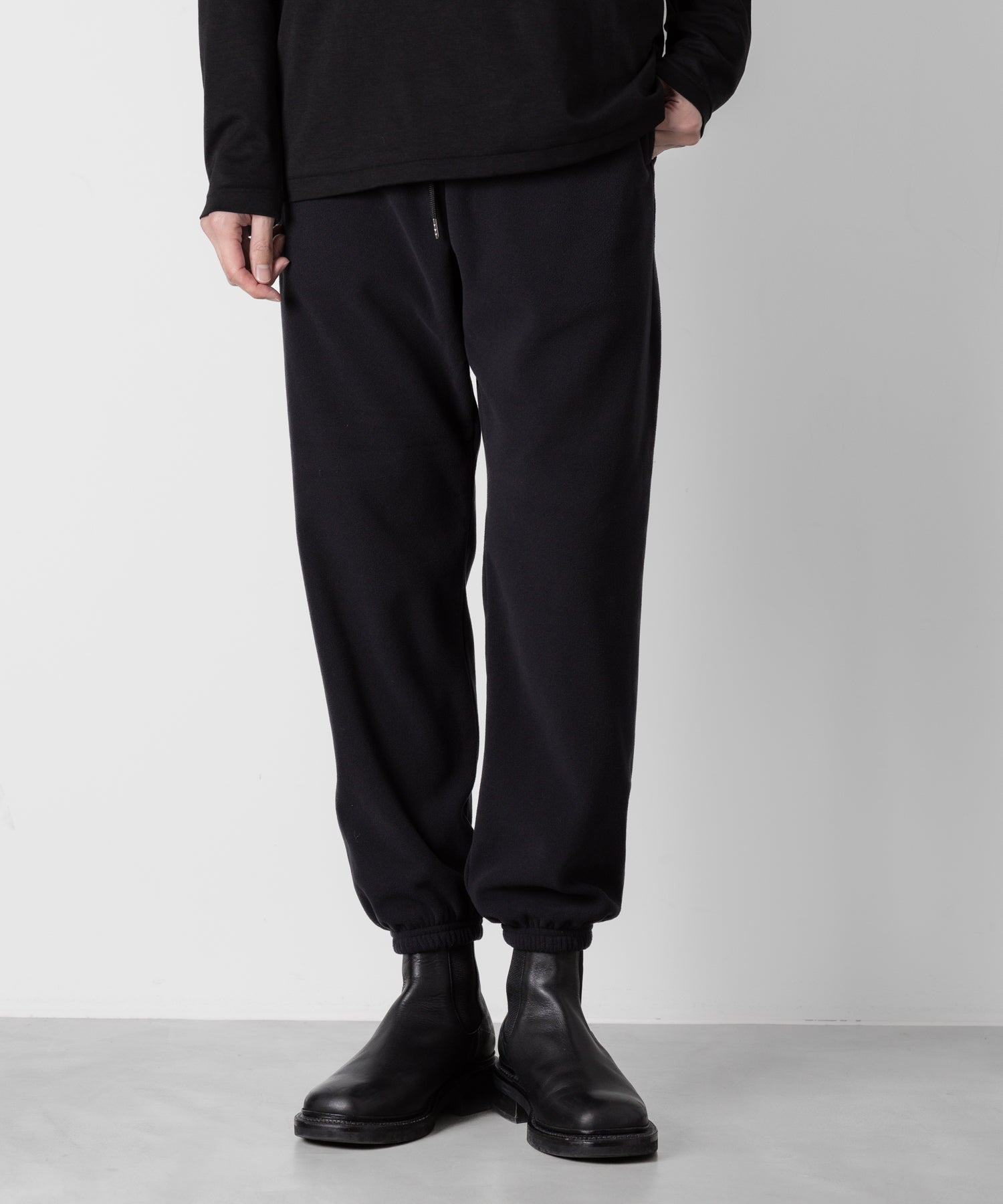 ATTACHMENT アタッチメントのPOLARTEC FLEECE TRAINING TROUSERS - BLACK 公式通販サイトsession福岡セレクトショップ