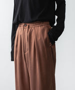 画像をギャラリービューアに読み込む, ATTACHMENT アタッチメントのCU/PE FIBRIL SATIN EASY TROUSERS - L.BROWNの公式通販サイトsession福岡セレクトショップ
