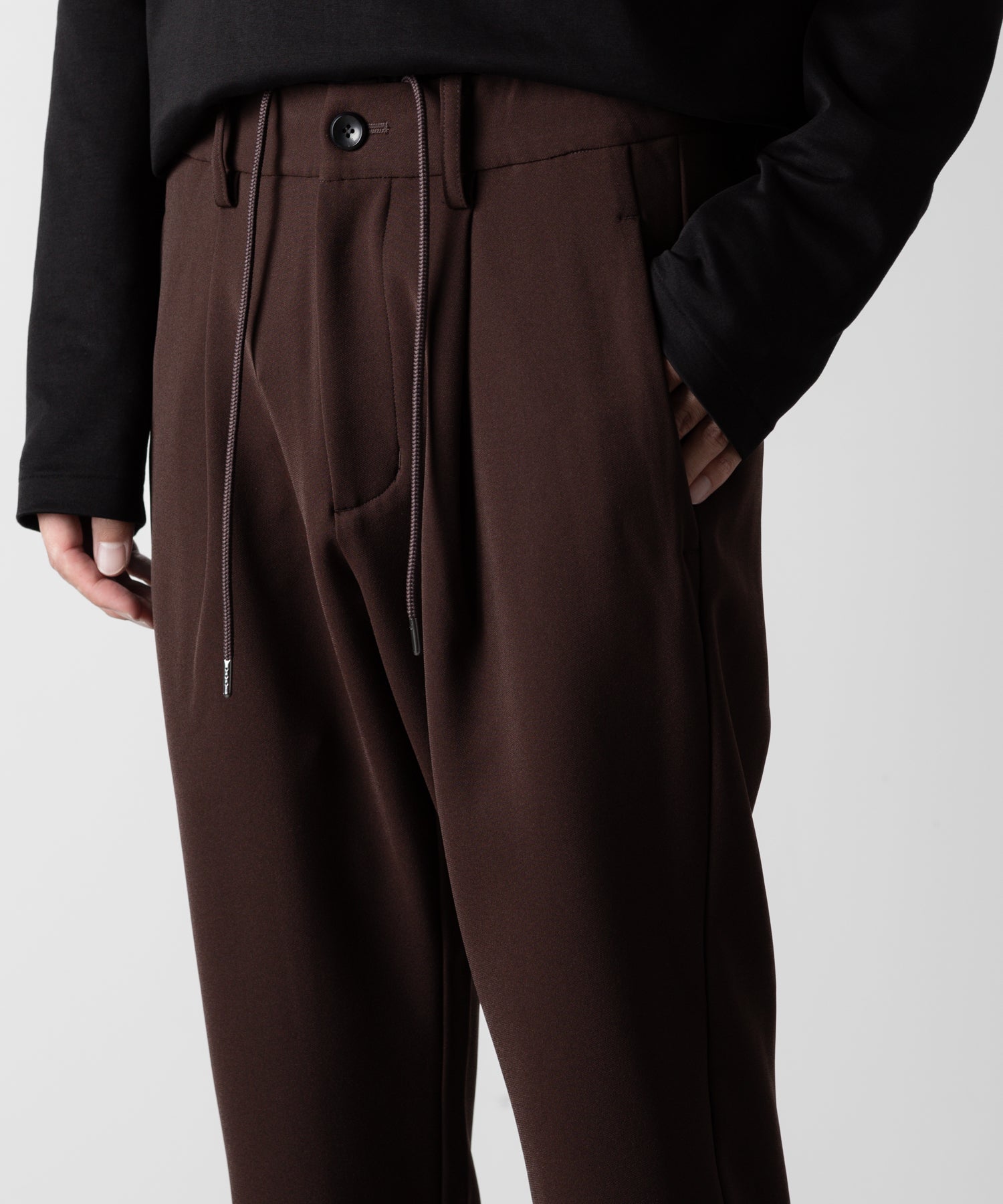 ATTACHMENT アタッチメントのPE STRETCH DOUBLE CLOTH REGULAR FIT EASY TROUSERS - BROWN 公式通販サイトsession福岡セレクトショップ