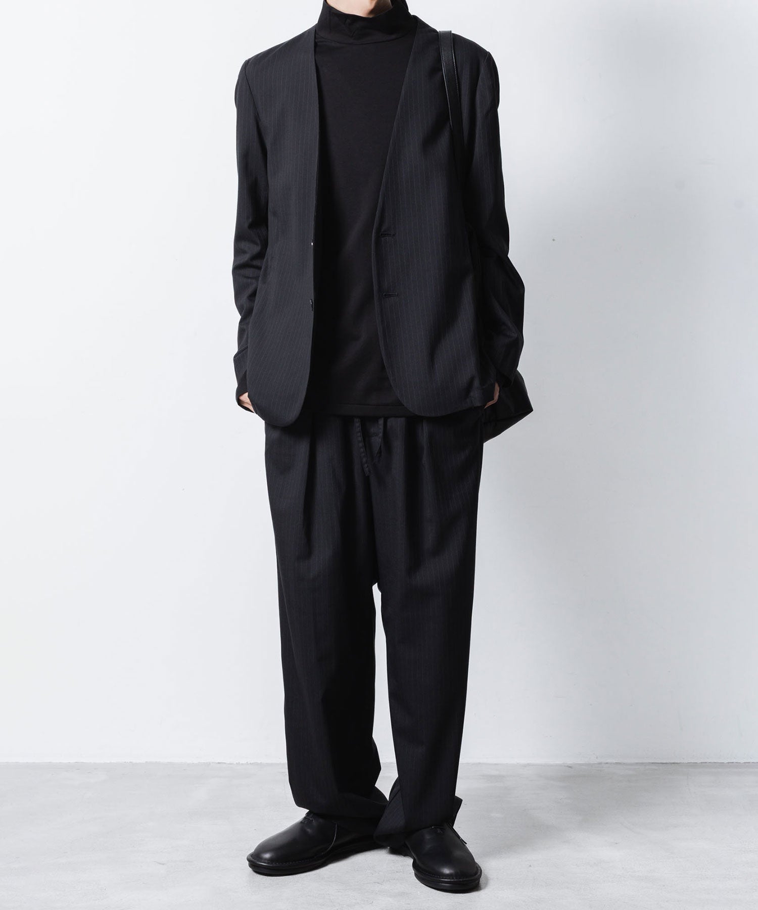 ATTACHMENT アタッチメントのT/W/SI STRETCH GABARDINE COLLARLESS JKT - S.BLACKの公式通販サイトsession福岡セレクトショップ