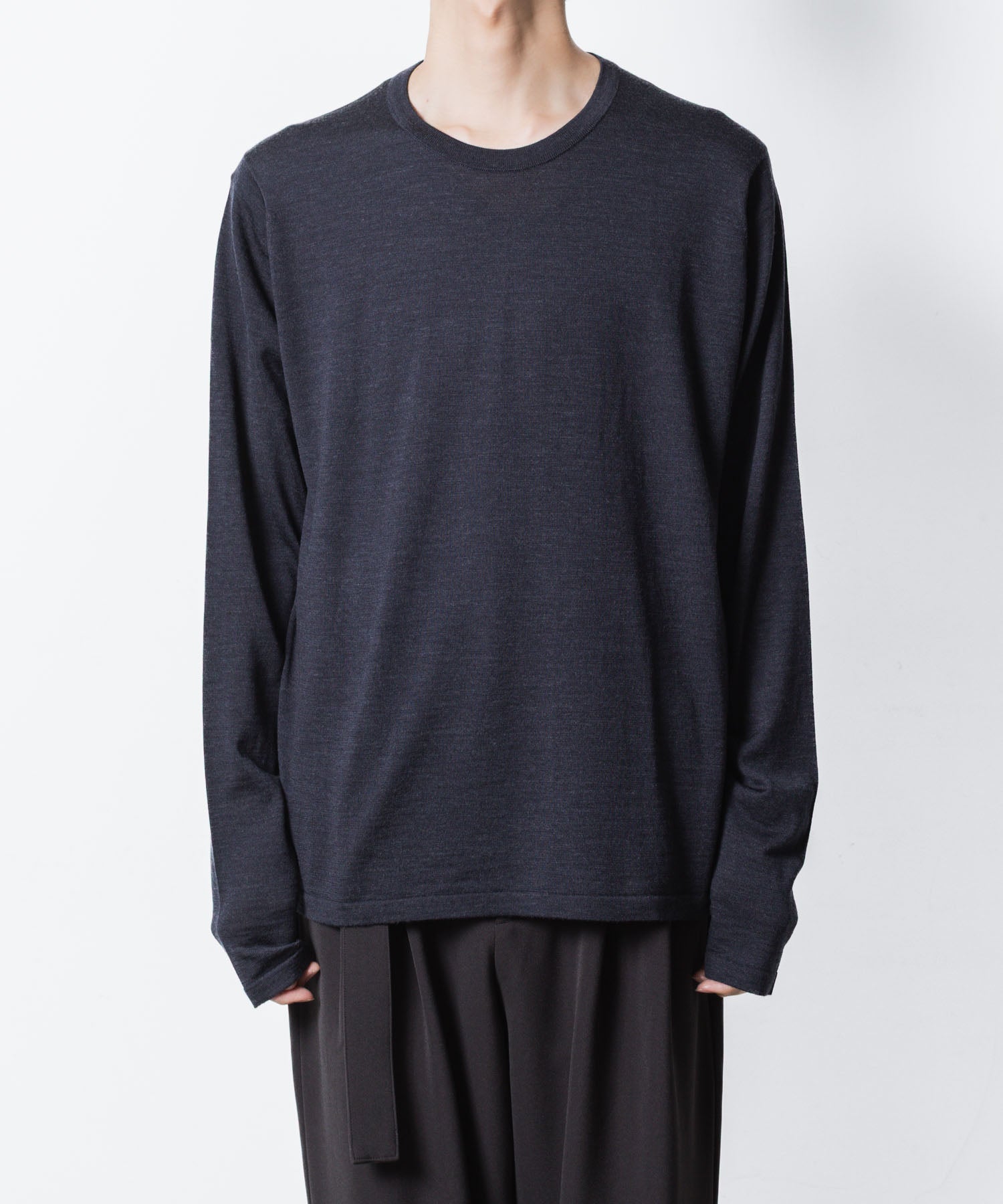 ATTACHMENT アタッチメントの× JOHN SMEDLEY MERINO EXTRAFINE WELTED CREW NECK L/S - D.NAVYの公式通販サイトsession福岡セレクトショップ
