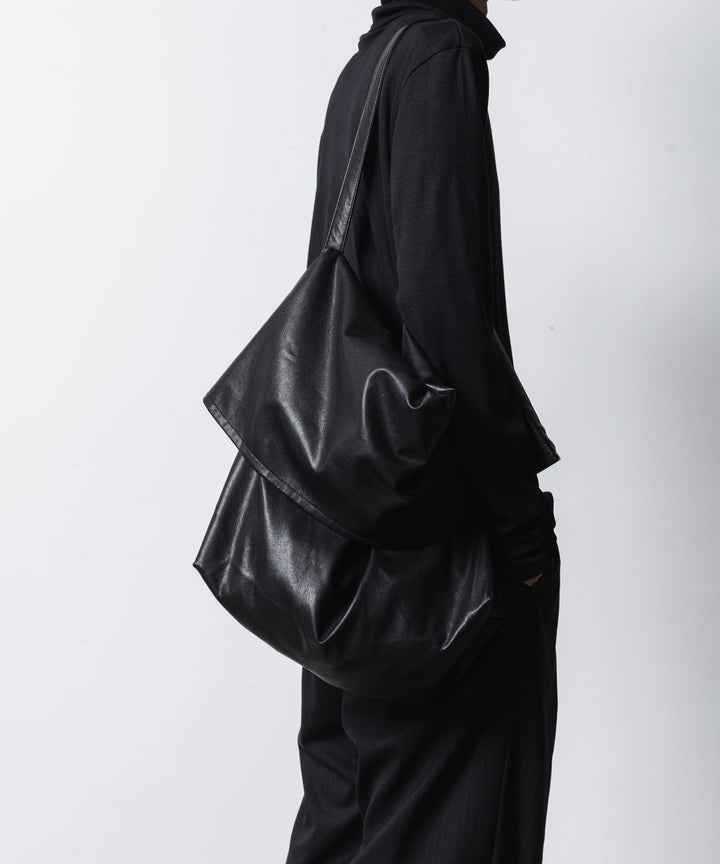 ATTACHMENT アタッチメントのSYNTHETIC LEATHER SHOULDER BAG - BLACKの公式通販サイトsession福岡セレクトショップ
