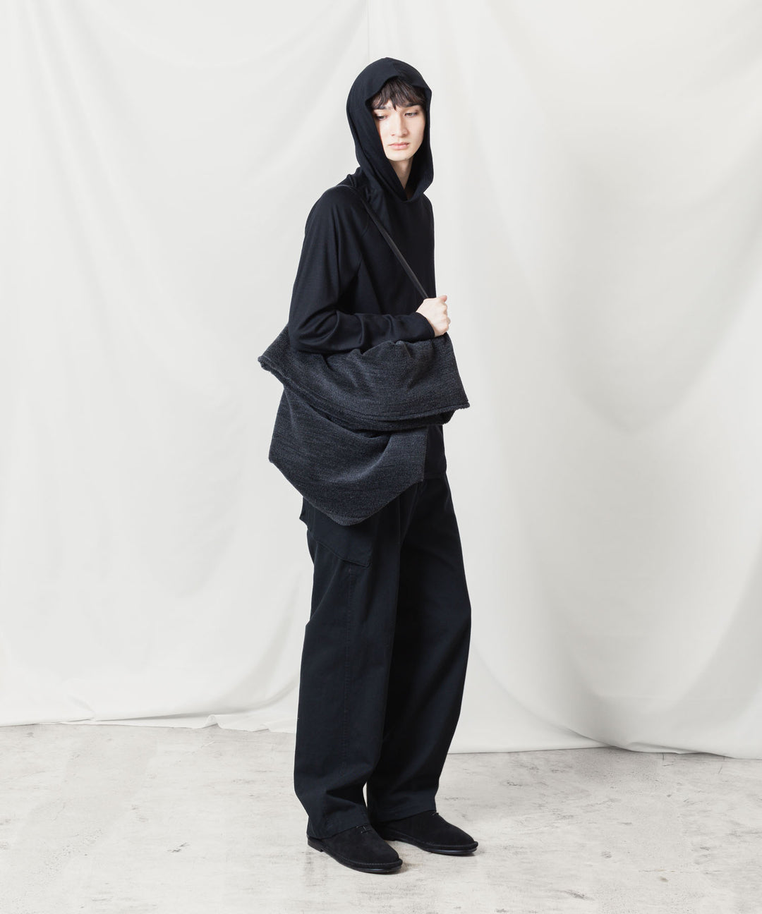 ATTACHMENT アタッチメントの1/60 WOOL SMOOTH HOODED PULLOVER - BLACKの公式通販サイトsession福岡セレクトショップ