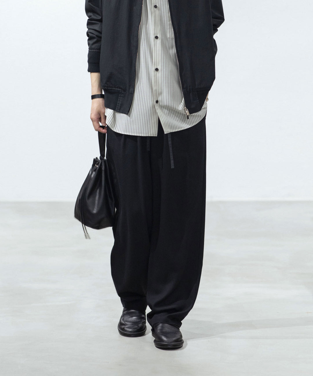 ATTACHMENT アタッチメントのSMOOTH LEATHER LOAFER - BLACKの公式通販サイトsession福岡セレクトショップ