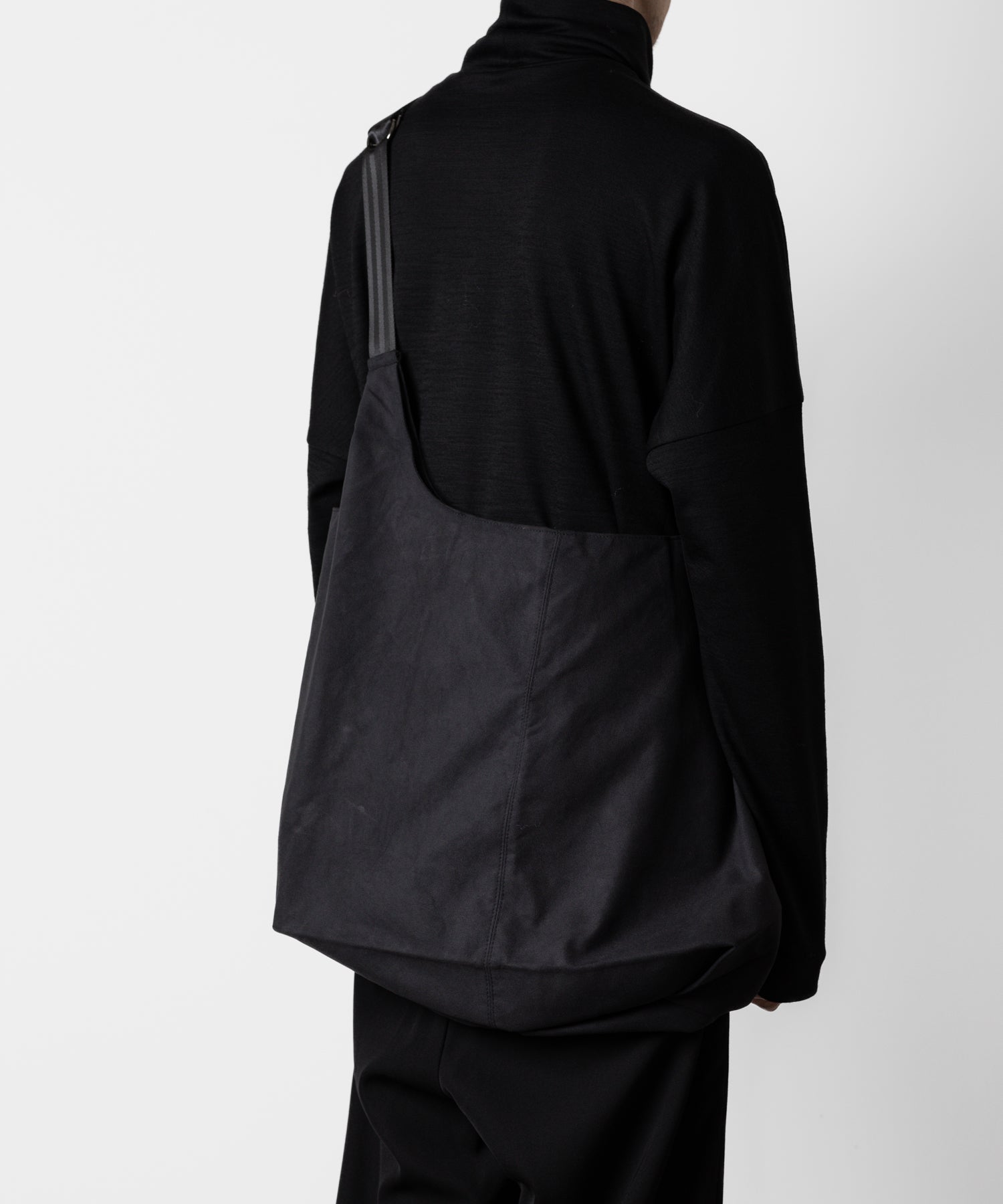 【ATTACHMENT / LIMITED】ATTACHMENT アタッチメント別注のSHOULDER SHOPPING BAG - BLACK 公式通販サイトsession福岡セレクトショップ