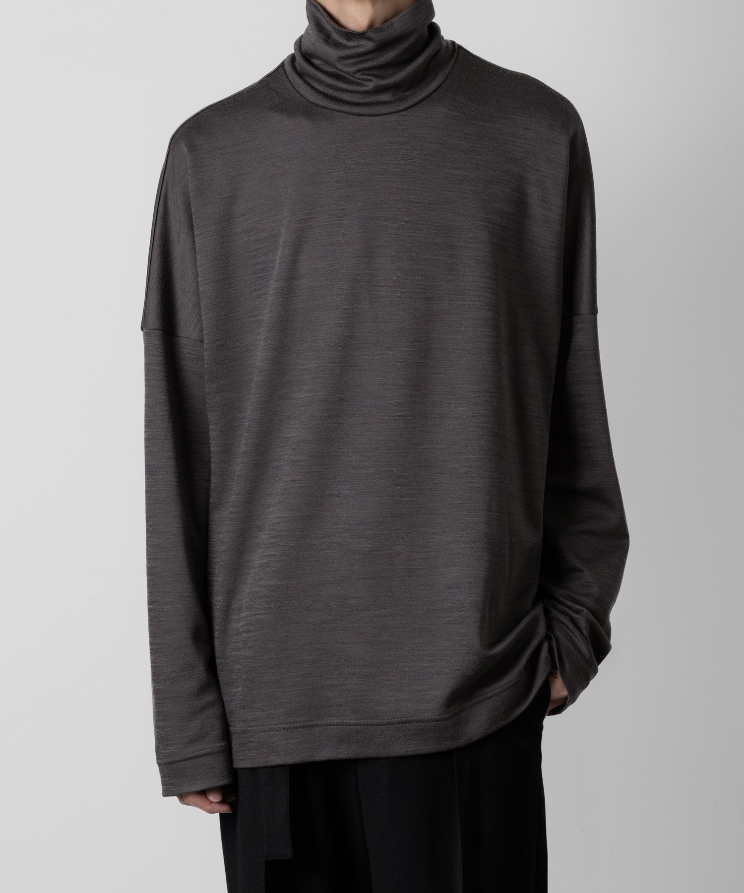 ATTACHMENT アタッチメントのWO/NY SMOOTH OVERSIZED HIGHNECK L/S TEE - GRAY 公式通販サイトsession福岡セレクトショップ