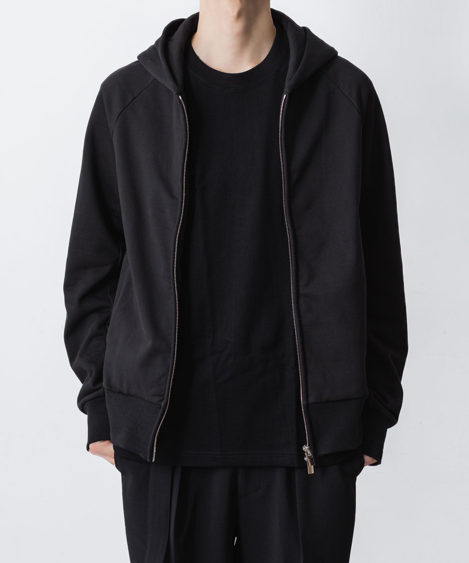 ATTACHMENT / EXCLUSIVE ITEMアタッチメントのCO STRECH TERRY ZIP UP HOODIE - BLACKの公式通販サイトsession福岡セレクトショップ