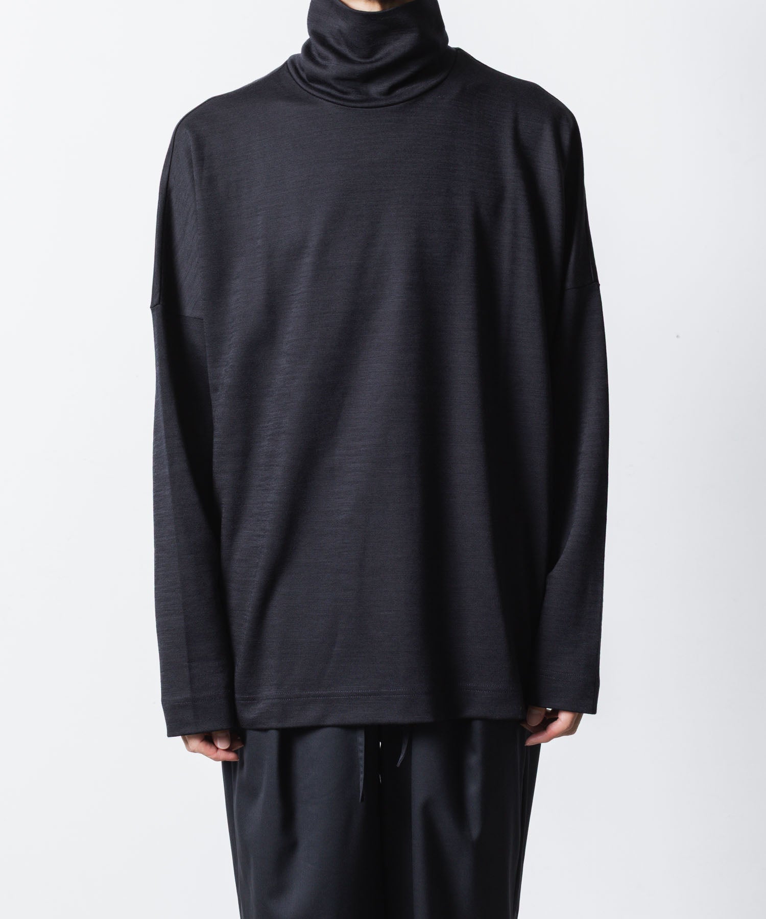 ATTACHMENT / EXCLUSIVE ITEM アタッチメントのWO/NYスムース ハイネックカットソー L/S - D.NAVYの公式通販サイトsession福岡セレクトショップ