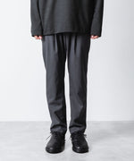 画像をギャラリービューアに読み込む, ATTACHMENT アタッチメントのT/W/SI STRETCH GABARDINE REGULAR FIT EASY TROUSERS - S.GRAYの公式通販サイトsession福岡セレクトショップ
