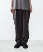 画像をギャラリービューアに読み込む, ATTACHMENT アタッチメントのPE STRETCH DOUBLE CLOTH BELTED WIDE TAPERED TROUSERS - D.BROWNの公式通販サイトsession福岡セレクトショップ

