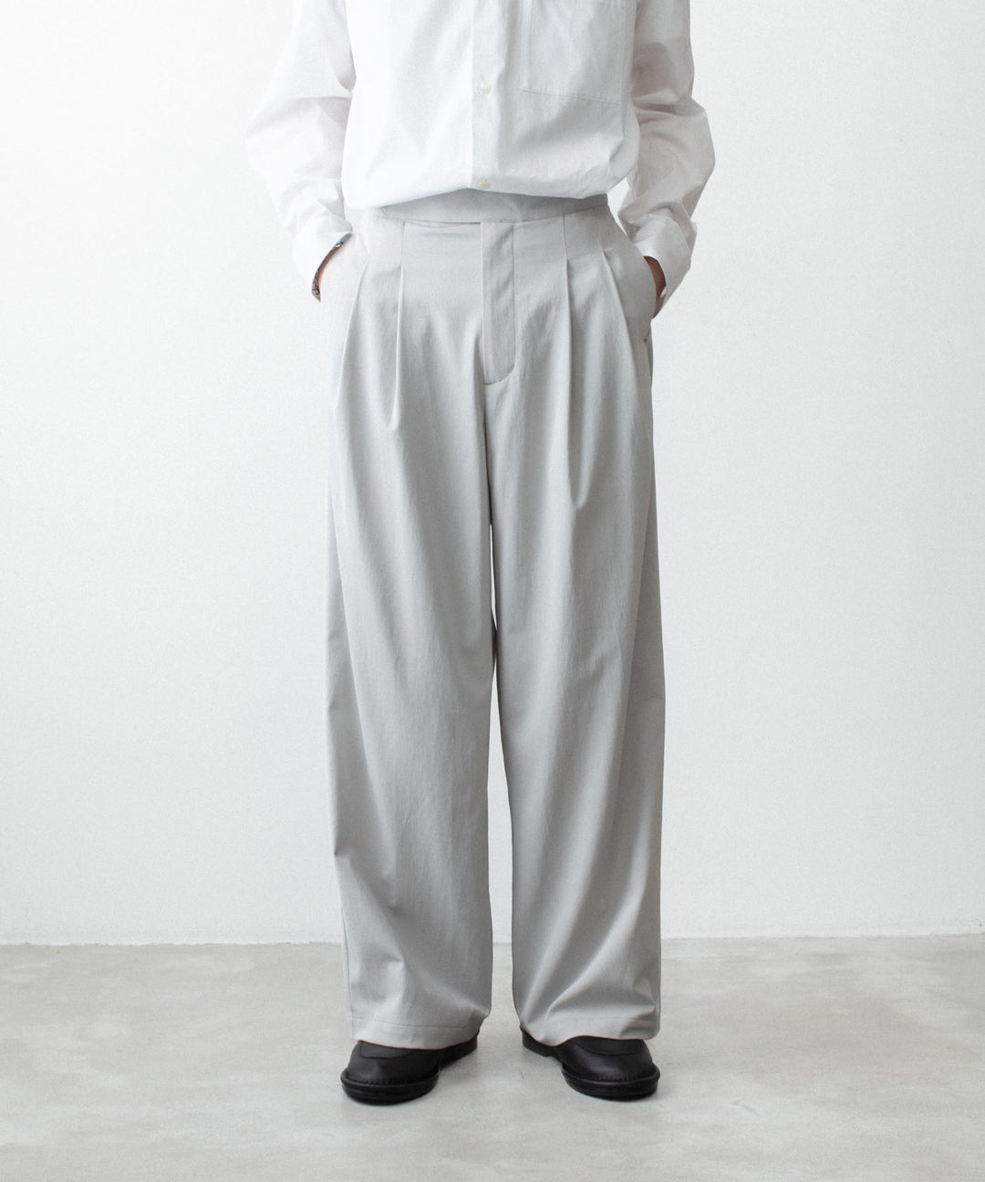 ATTACHMENT アタッチメントのPE/CO/LI DRY TWILL WIDE TROUSERS - L.GRAYの公式通販サイトsession福岡セレクトショップ