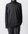 【 ATTACHMENT / EXCLUSIVE ITEM 】WO/NYスムース ハイネックカットソー L/S - D.GRAY