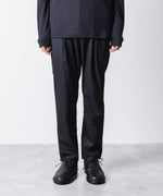 画像をギャラリービューアに読み込む, ATTACHMENT アタッチメントのT/W/SI STRETCH GABARDINE REGULAR FIT EASY TROUSERS - D.NAVYの公式通販サイトsession福岡セレクトショップ
