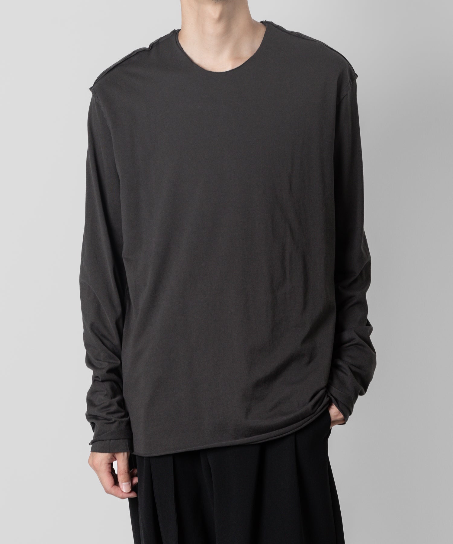 【ATTACHMENT】ATTACHMENT アタッチメントの80/2 PIMA CO JERSEY SLIM FIT LAYERED L/S TEE - D.GRAY 公式通販サイトsession福岡セレクトショップ