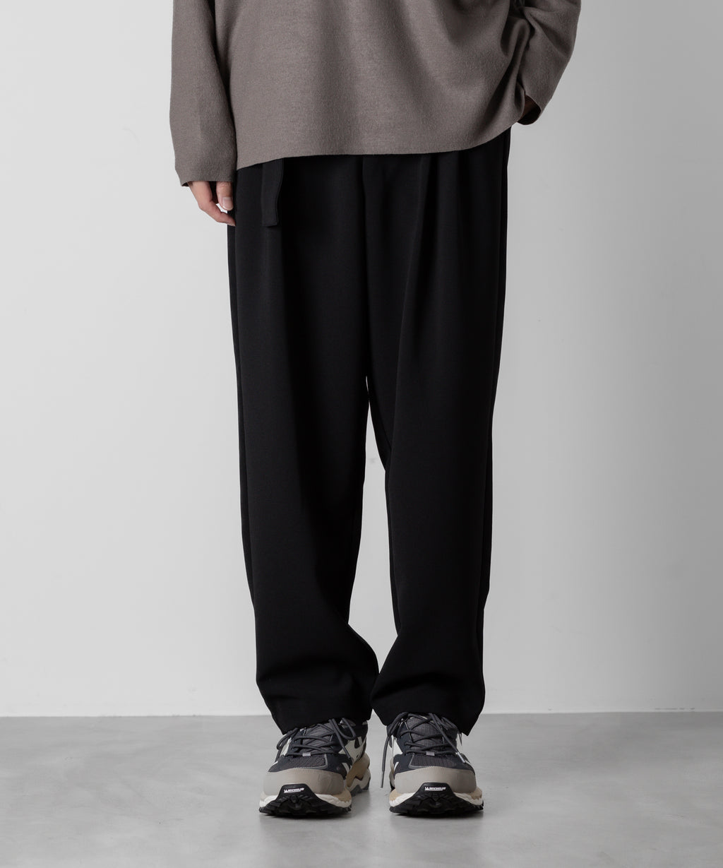 ATTACHMENT アタッチメントのPE STRETCH DOUBLE CLOTH BELTED TAPERED FIT TROUSERS - BLACK 公式通販サイトsession福岡セレクトショップ