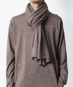 画像をギャラリービューアに読み込む, 【 ATTACHMENT × JOHN SMEDLEY 】× JOHN SMEDLEY MERINO EXTRAFINE WIDE STOLE - D.CAMEL
