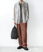 画像をギャラリービューアに読み込む, ATTACHMENT アタッチメントのCU/PE FIBRIL SATIN EASY TROUSERS - L.BROWNの公式通販サイトsession福岡セレクトショップ
