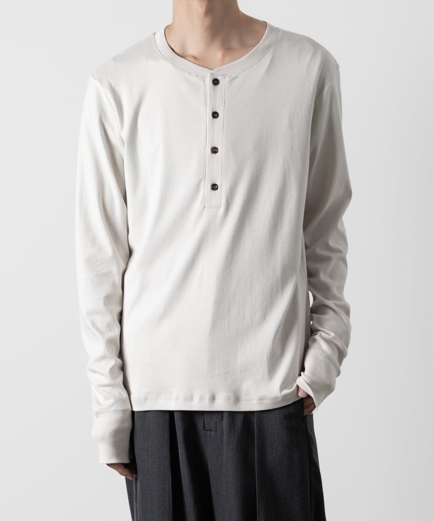 ATTACHMENT アタッチメントのSVIN CO RIB HENLEY NECK L/S TEE - OFF WHITE 公式通販サイトsession福岡セレクトショップ