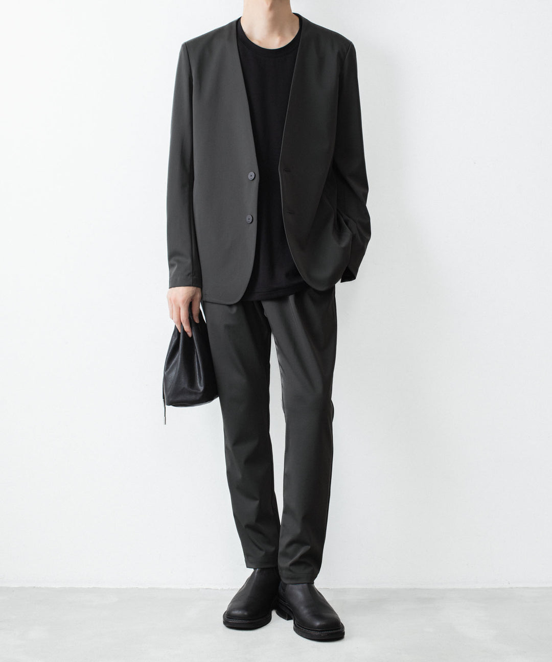 ATTACHMENT / EXCLUSIVE ITEMアタッチメントのLUCA MATTE TWIST REGULAR FIT EASY TROUSERS - D.KHAKIの公式通販サイトsession福岡セレクトショップ