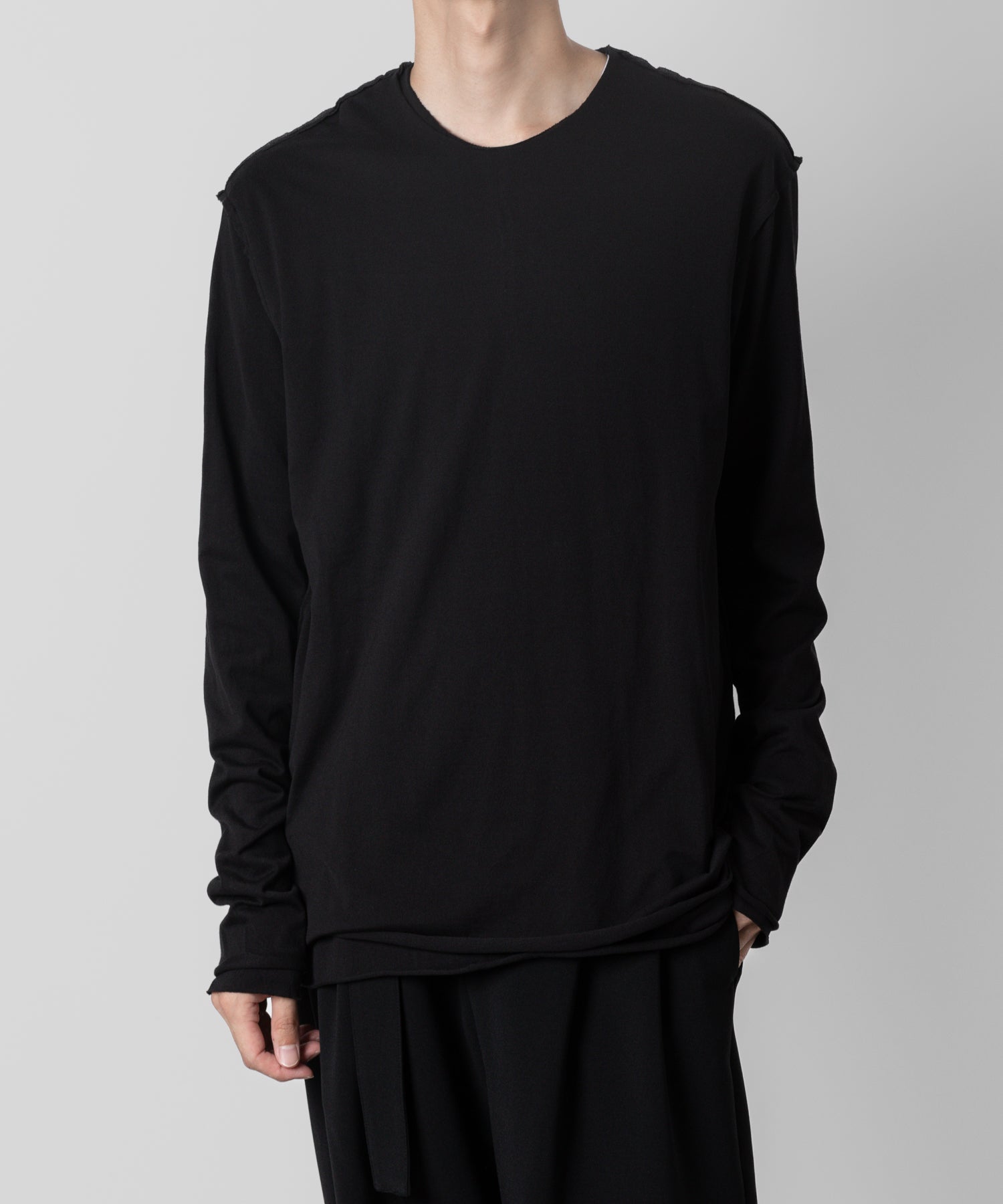 【ATTACHMENT】ATTACHMENT アタッチメントの80/2 PIMA CO JERSEY SLIM FIT LAYERED L/S TEE - BLACK 公式通販サイトsession福岡セレクトショップ