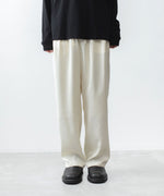 画像をギャラリービューアに読み込む, ATTACHMENT アタッチメントのCU/PE FIBRIL SATIN EASY TROUSERS - OFF WHITEの公式通販サイトsession福岡セレクトショップ
