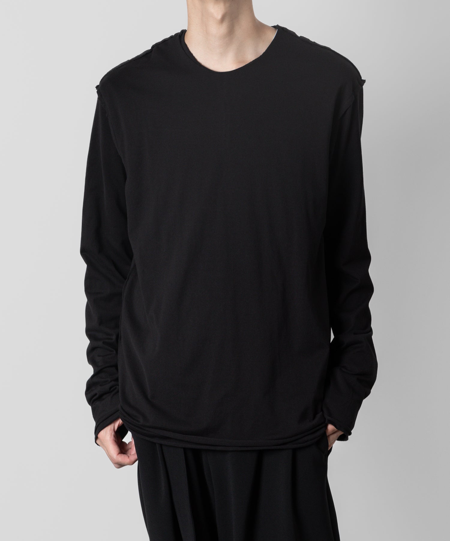 【ATTACHMENT】ATTACHMENT アタッチメントの80/2 PIMA CO JERSEY SLIM FIT LAYERED L/S TEE - BLACK 公式通販サイトsession福岡セレクトショップ